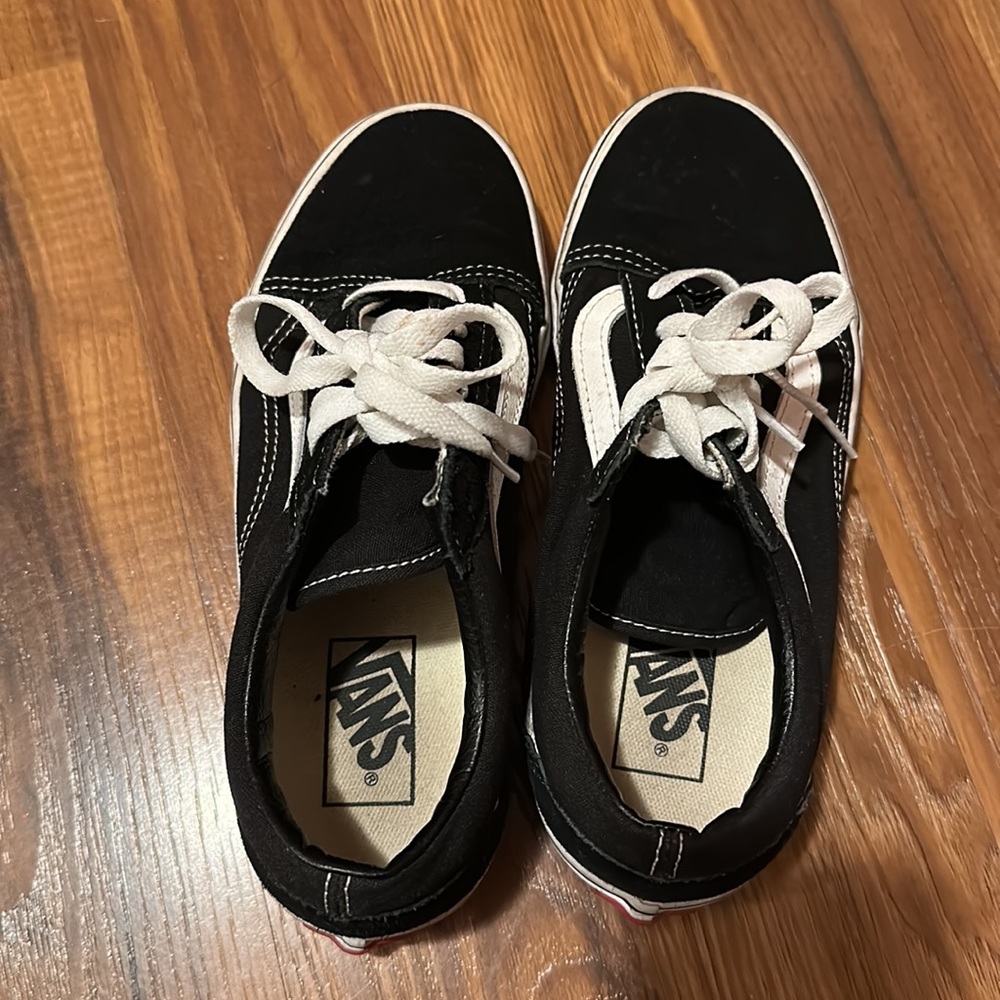 vans - Picture 4 of 5